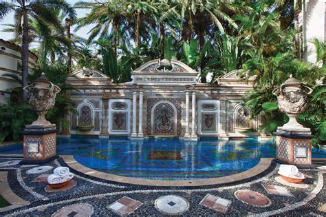 versace mansion pool